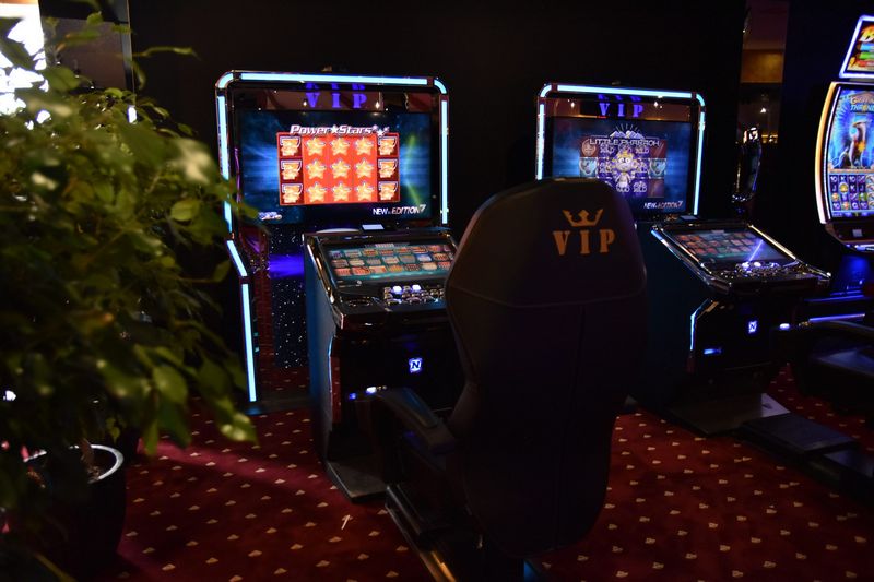 Знакомство с выбором видеоигр и особенностями казино Gold